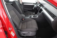 VW Passat Variant 1.6 TDI DSG Comfortline