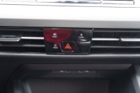 VW Golf VIII Variant 1.0 eTSI DSG