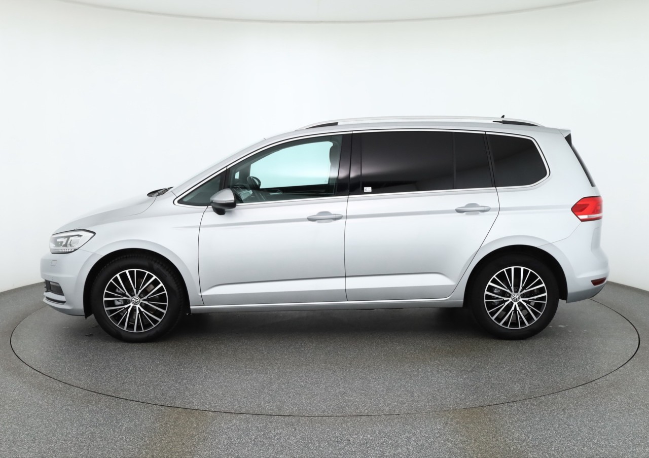 VW Touran 1.5 TSI DSG Highline