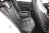 VW Golf VIII 1.5 TSI R-Line