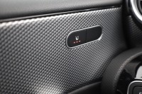 Mercedes-Benz A 140 A180 Progressive