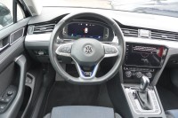VW Passat Variant GTE