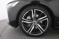 Volvo V60 B4 R Design