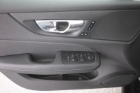 Volvo V60 B4 R Design