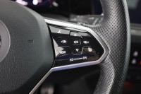 VW Golf VIII 2.0 TSI DSG GTI