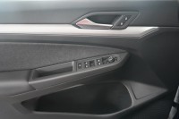 VW Golf VIII Variant eTSI