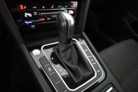VW Passat Variant 1.5 TSI DSG Business