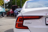 Volvo S60 2.0 M-Hybrid Plus Dark