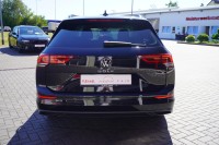 VW Golf VIII Variant 2.0 TDI Life DSG