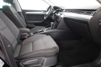 VW Passat Variant 1.5 TSI DSG Business
