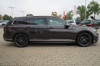 VW Passat Variant 2.0 TDI DSG R-line