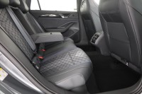 VW Passat Variant R-Line 2.0 TSI DSG