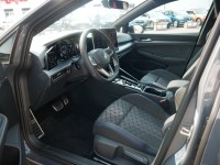 VW Golf VIII Variant 1.5 eTSI R-Line DSG