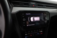 VW Passat Variant 1.5 TSI DSG Business