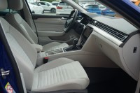 VW Passat Variant 2.0 R-Line DSG