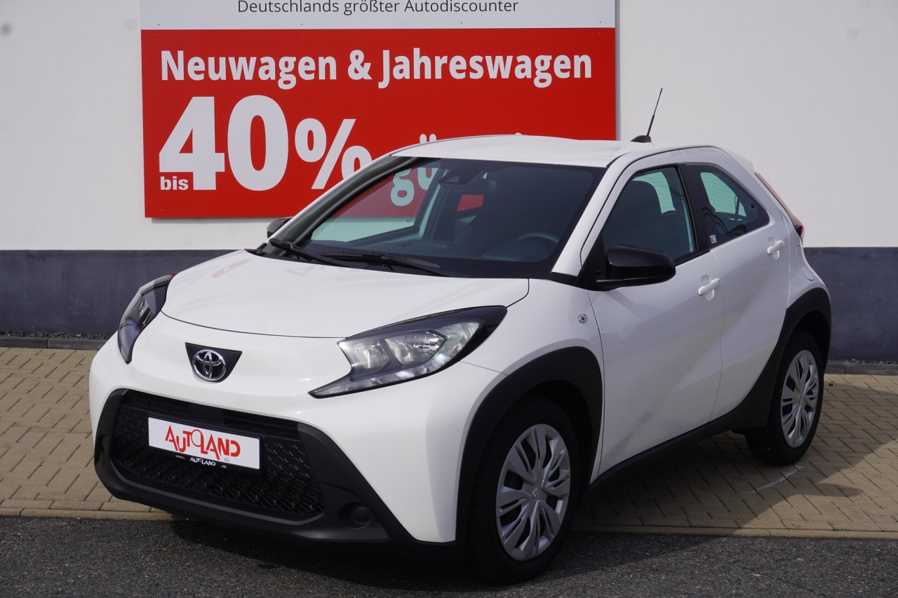 Toyota Aygo X 1.0 Business Edition