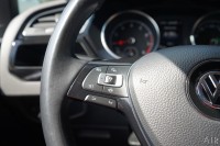 VW Touran 1.5 TSI DSG R-line