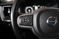 Volvo XC 60 XC60 2.0 Momentum 2WD