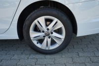 VW Golf VIII Variant 1.0 Life