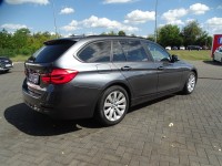 BMW 320 320i xDrive Advantage