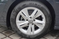VW Golf VIII Variant 1.5 TSI Life