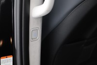 Hyundai Staria 2.2 CRDi Signature 4WD